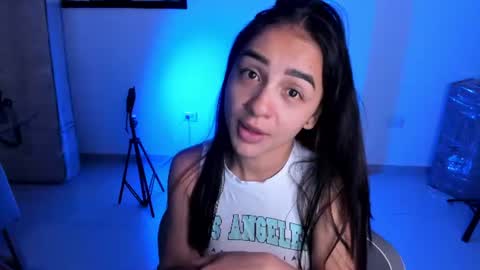 Snapshot of miaa_06 chatting on 06.25.26 mia nicolle online show from 06.25.26