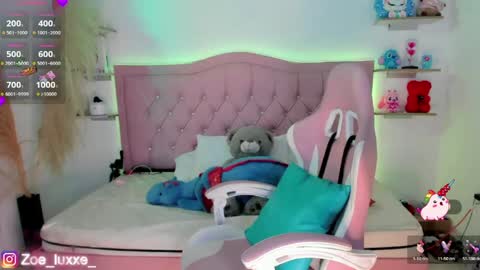 Snapshot of miaa_foxx_ chatting on 05.07.26 Mia online show from 05.07.26