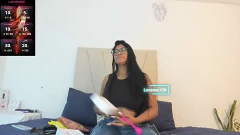 Snapshot of miaa_khaliffa_ chatting on 09.24.25 Mia online show from 09.24.25