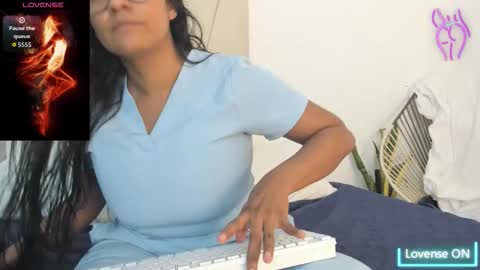 Snapshot of miaa_khaliffa_ chatting on 10.08.25 Mia online show from 10.08.25