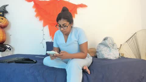 Snapshot of miaa_khaliffa_ chatting on 10.21.25 Mia online show from 10.21.25