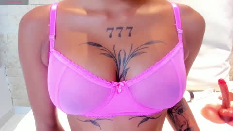 Miaa  online show from 02.04.25