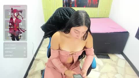       online show from 12.04.25