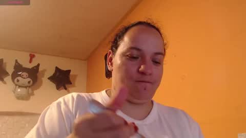 Snapshot of miaabrownn chatting on 03.11.25 MIA online show from 03.11.25