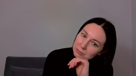 Mia online show from 02.16.26