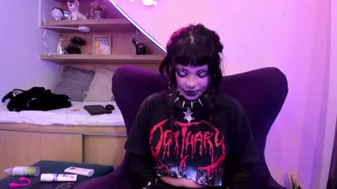 Mia online show from 02.01.25