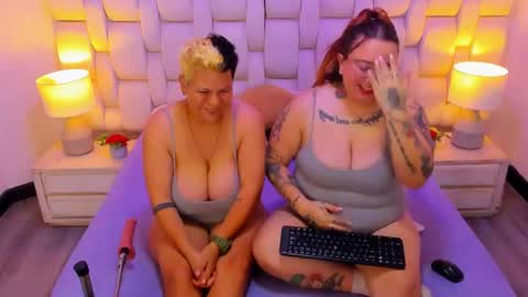 Snapshot of miaandmolly_ chatting on 12.02.25 mia red hair molly short hair online show from 12.02.25