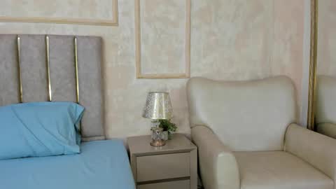 Miaasummer online show from 02.12.26