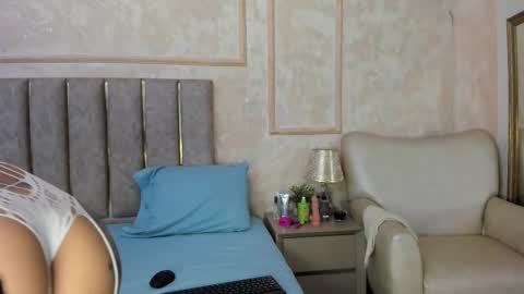 Miaasummer online show from 03.19.26