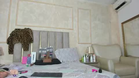 Snapshot of miaasummer chatting on 06.13.26 Miaasummer online show from 06.13.26