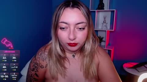 Snapshot of miaawild chatting on 12.07.24 Andrea online show from 12.07.24