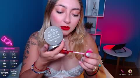 Snapshot of miaawild chatting on 12.16.24 Andrea online show from 12.16.24