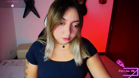 Andrea online show from 11.14.25