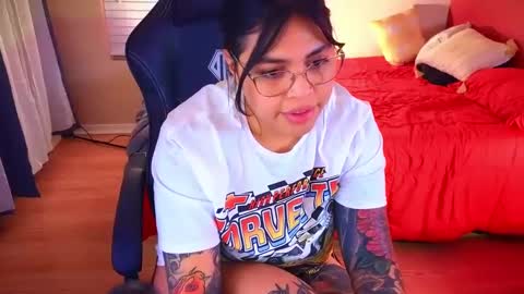 Mia online show from 01.09.25