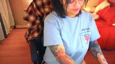 Mia online show from 01.15.25