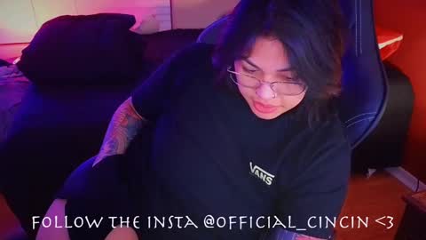 Mia online show from 02.08.25