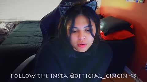 Mia online show from 02.16.25