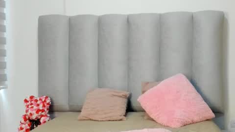 miacleark online show from 11.02.25