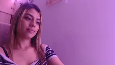 Miia  online show from 11.08.25