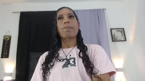 Snapshot of miacoock chatting on 11.10.25 MiaCoock online show from 11.10.25