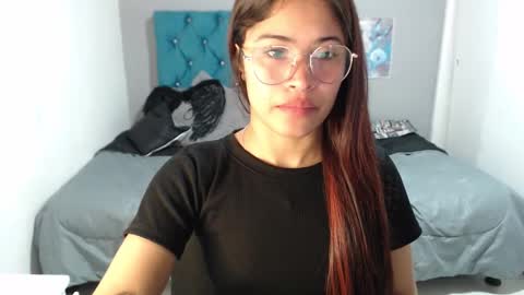 Snapshot of miacumgirl chatting on 02.16.26 miacumgirl online show from 02.16.26