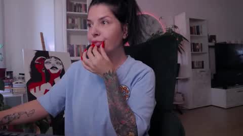 miacute4u online show from 10.05.25