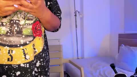 IG Yojanagomez  online show from 06.03.26