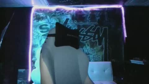 miaellababy online show from 10.26.25