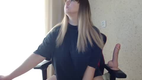 MiaFoxisJa online show from 02.28.26