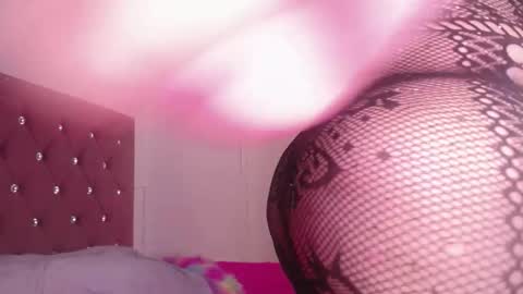 mia online show from 02.24.26