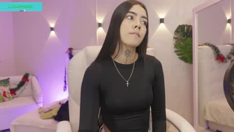 Mia Gomez online show from 12.22.25