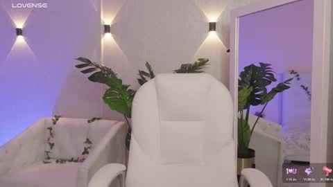 Mia Gomez online show from 02.10.26