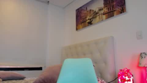 MiaHayek online show from 01.13.25