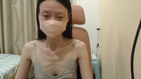 miahchan68 online show from 04.10.26