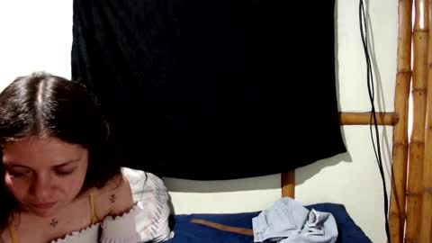 Mia  Sam online show from 10.26.25