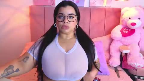 Miah Joness online show from 02.15.25