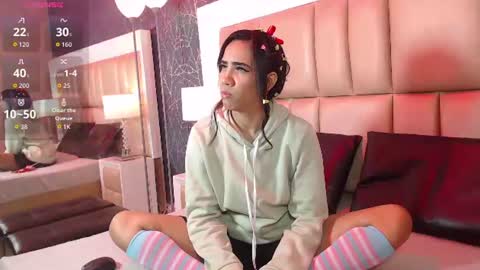 Mia online show from 07.09.26