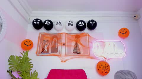 Mia Khalifa online show from 11.02.25