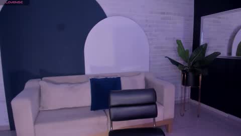 Call me Mia  online show from 03.13.26