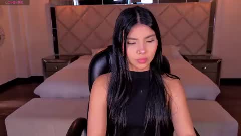 Snapshot of mialaurence_ chatting on 06.21.26 Call me Mia online show from 06.21.26