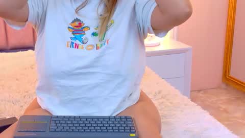 Mia online show from 02.27.26