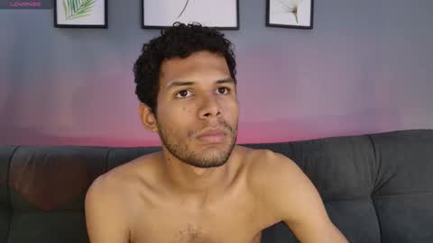 Mia online show from 11.11.25