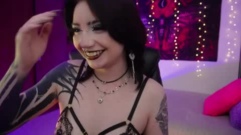 Lili online show from 04.07.26