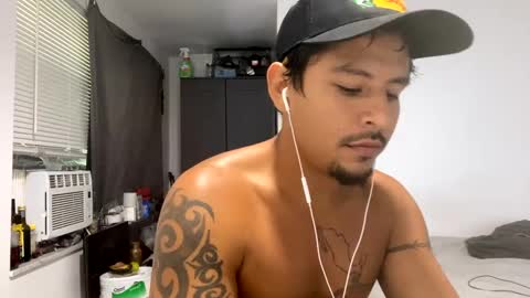 miamiclos1 online show from 09.22.25