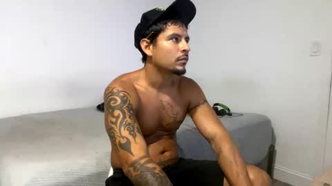 miamiclos1 online show from 09.25.25