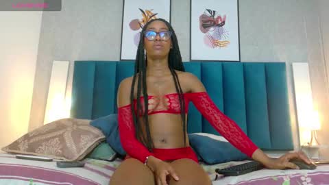 Mia  online show from 03.03.25