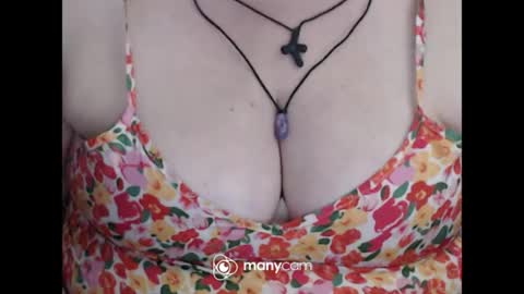 Snapshot of miamimistress chatting on 07.01.26 maya online show from 07.01.26