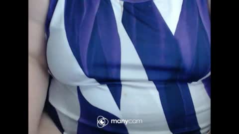 Snapshot of miamimistress chatting on 07.10.26 maya online show from 07.10.26