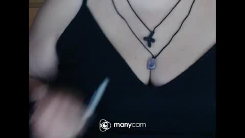 Snapshot of miamimistress chatting on 08.01.26 maya online show from 08.01.26