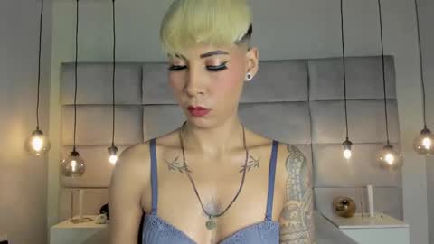 Mia Morgann online show from 01.19.25